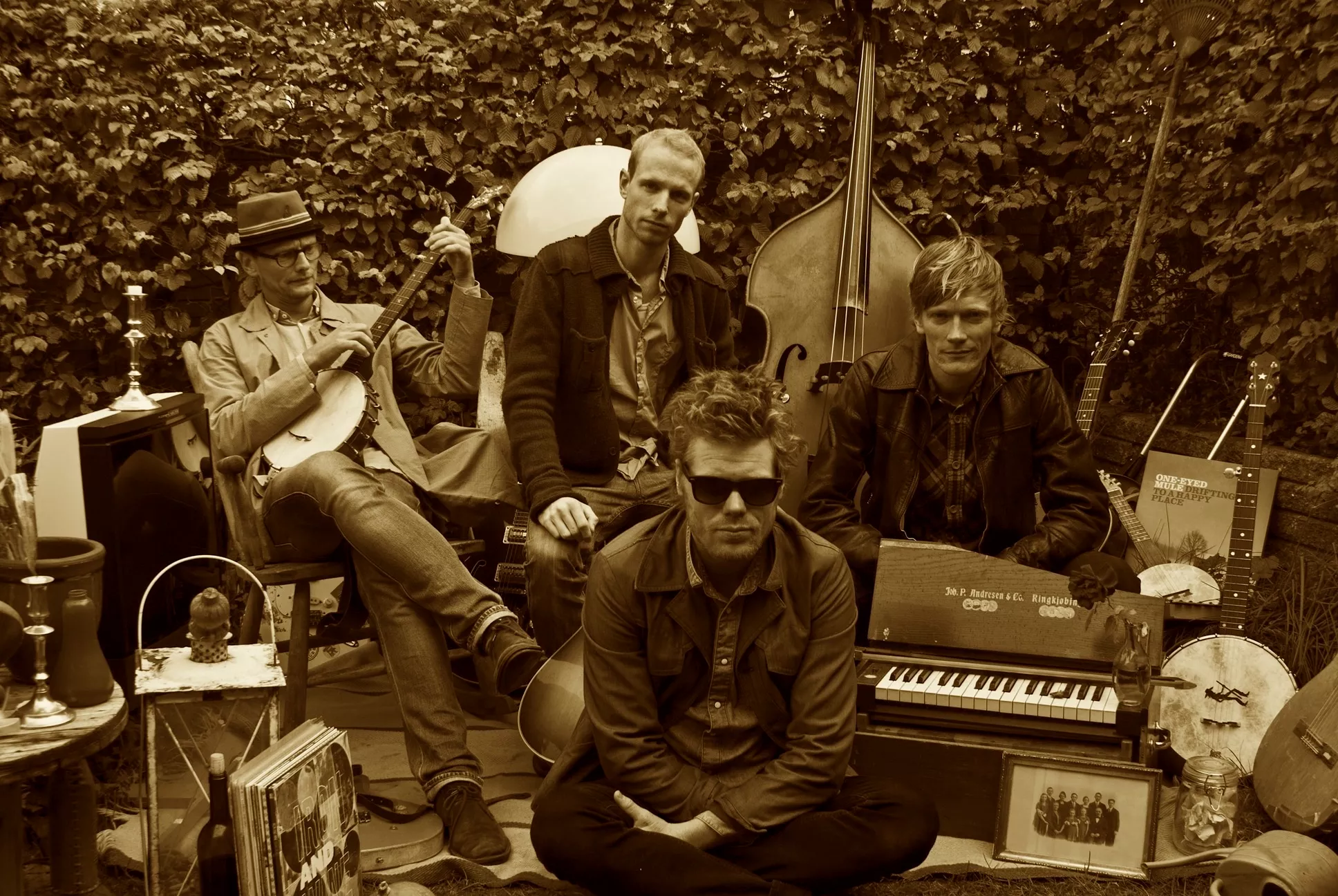 One-Eyed Mules nye album sang for sang