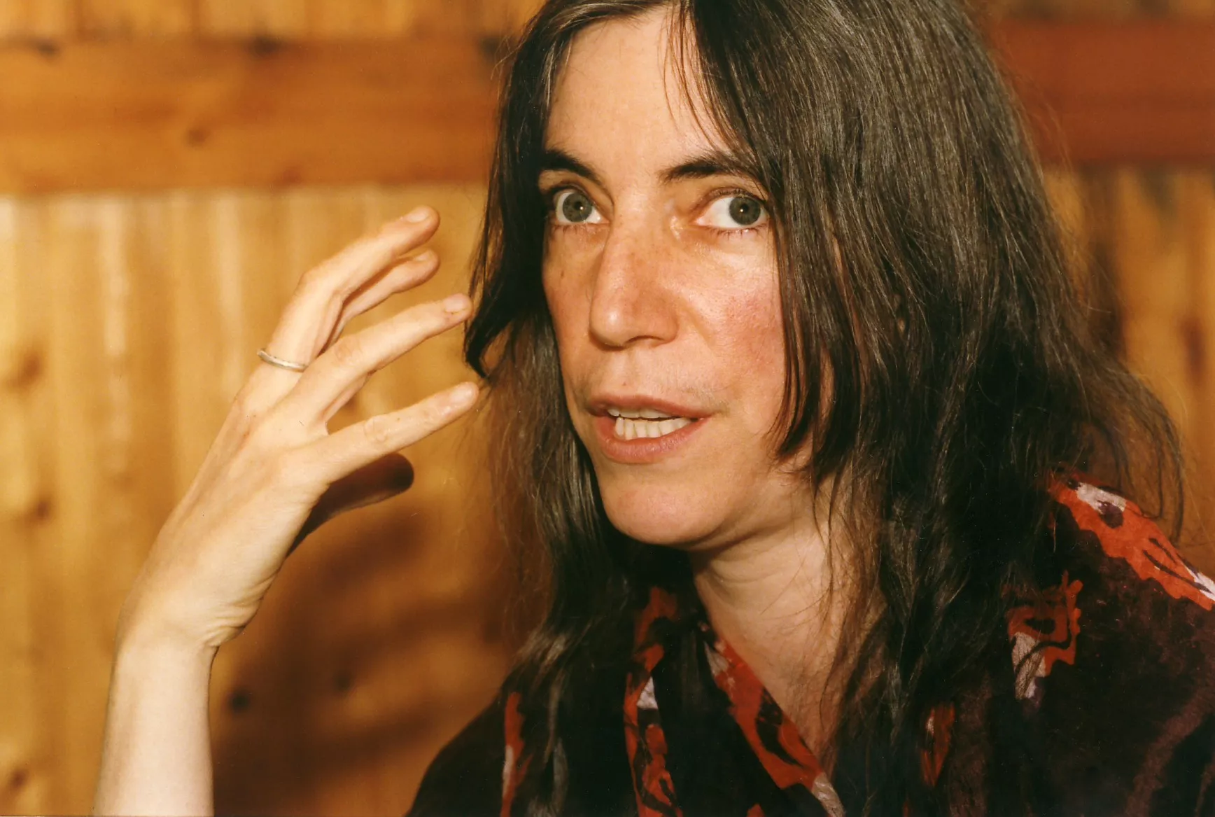 FOTOGALLERI: Backstage på Roskilde med Patti Smith