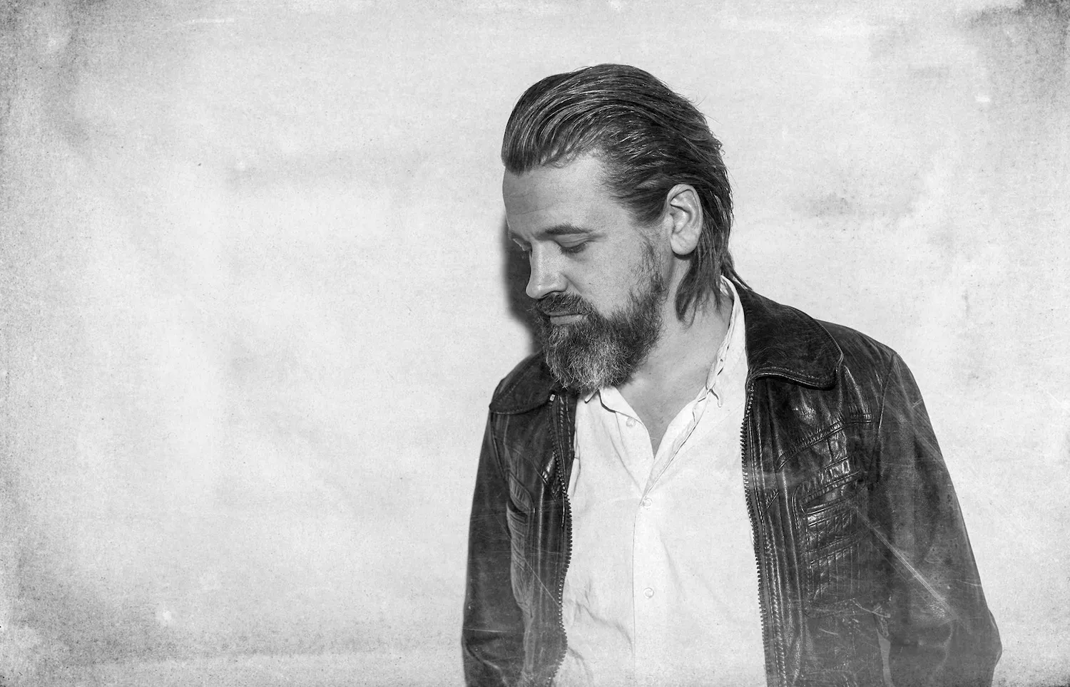 Whores And Thieves-sanger holder releaseparty med markante gæster