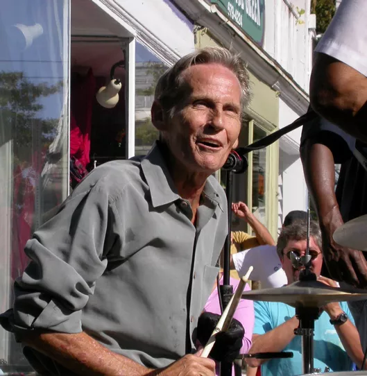 Levon Helm fylder 70