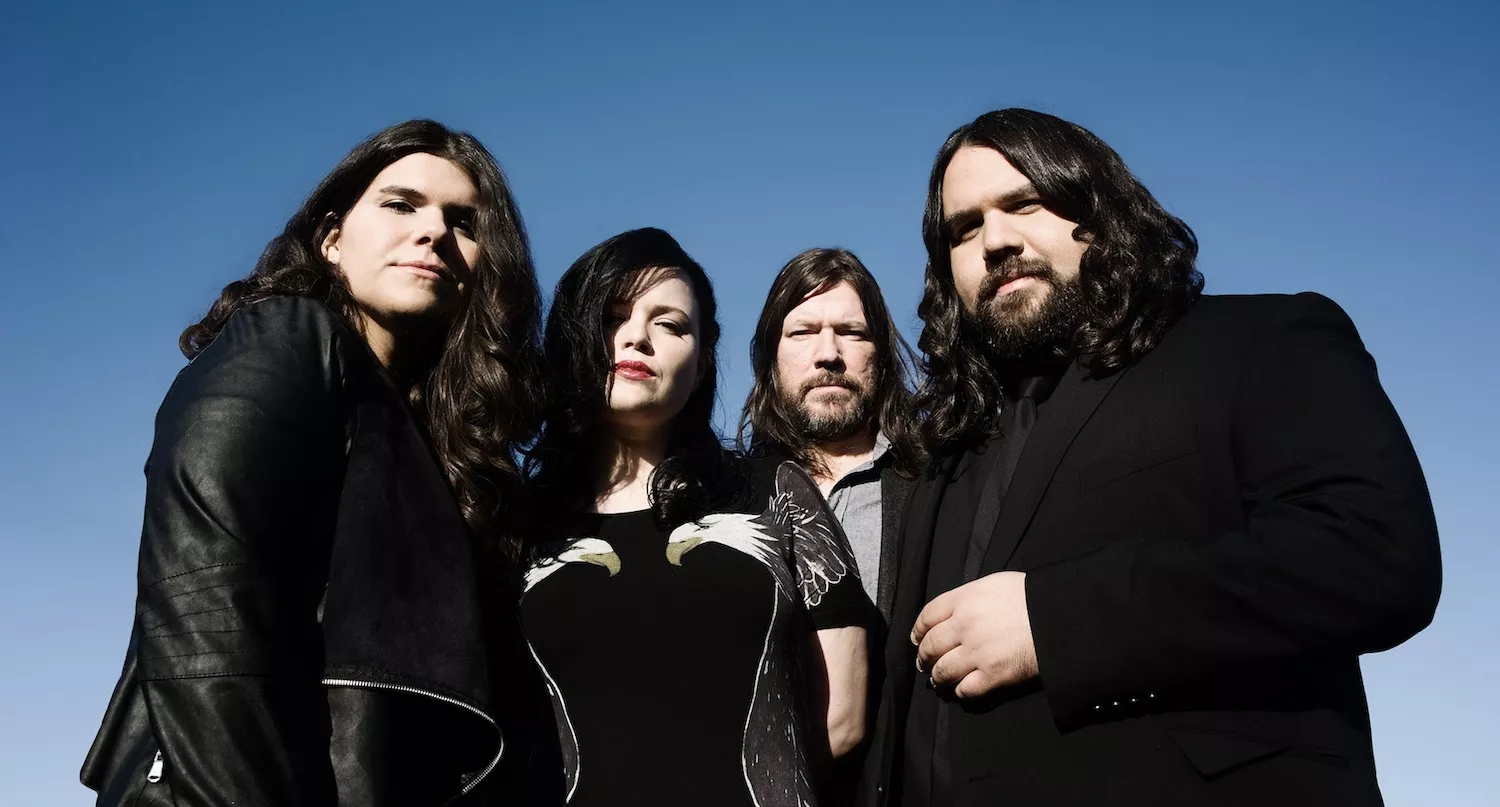 The Magic Numbers: – Gi oss så mye alkohol som mulig