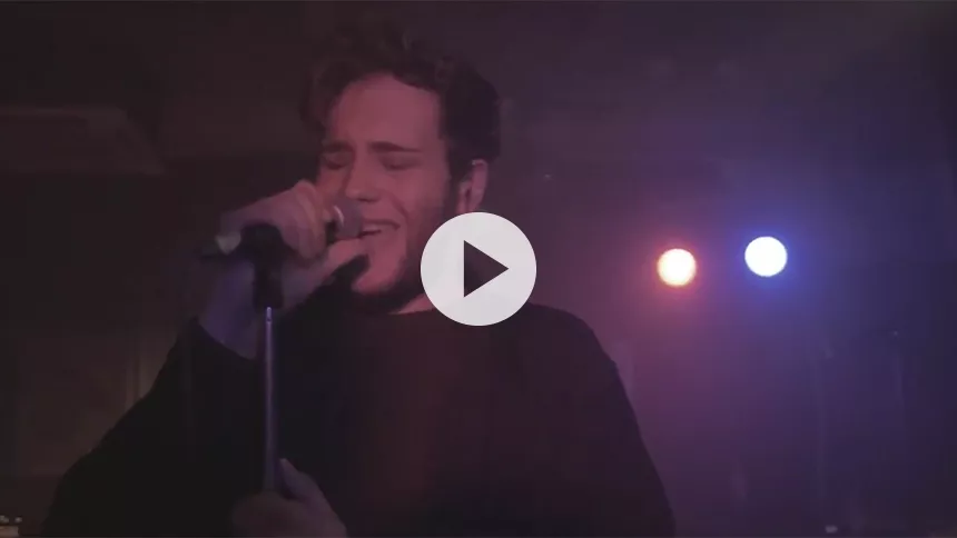 Femstjernede danske The Chairman klar med en intens video og turné