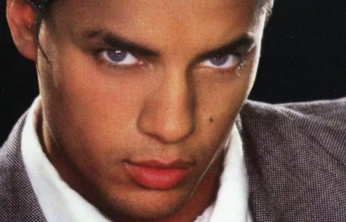 Nick Kamen, der brød igennem med Madonna-sang, er død