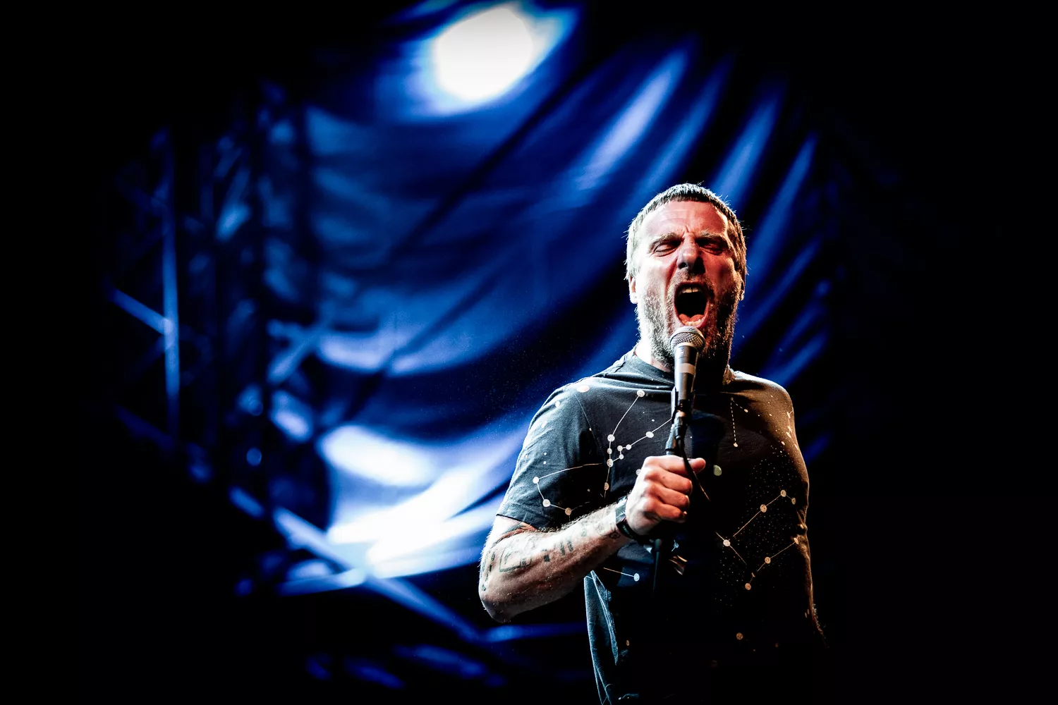 Socialrealisme i sommernatten