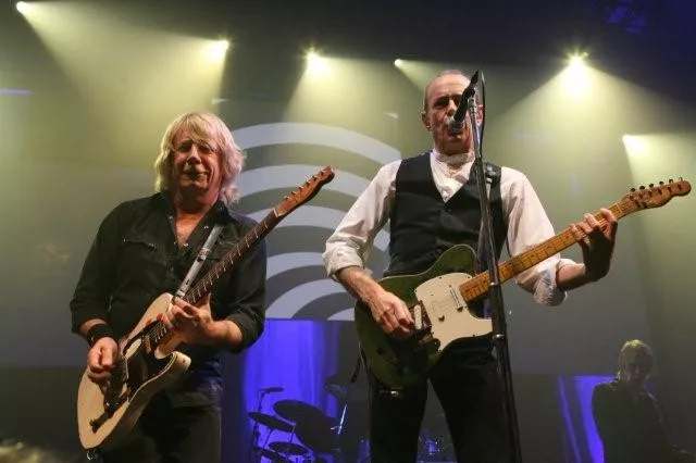 Status Quo gör svensk sommarturné