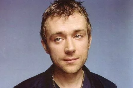 Damon Albarn visar upp supergrupp