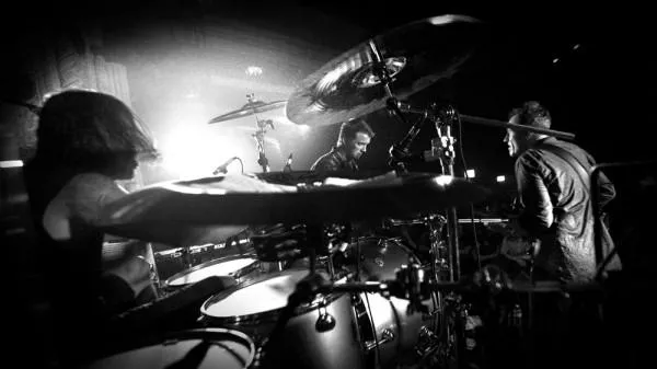 Them Crooked Vultures fulde album som gratis streaming