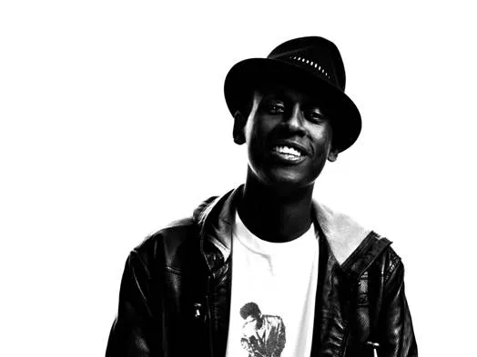 Negash Ali giver koncerter