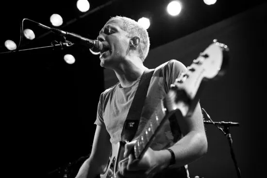 Ingentings sångare går solo 