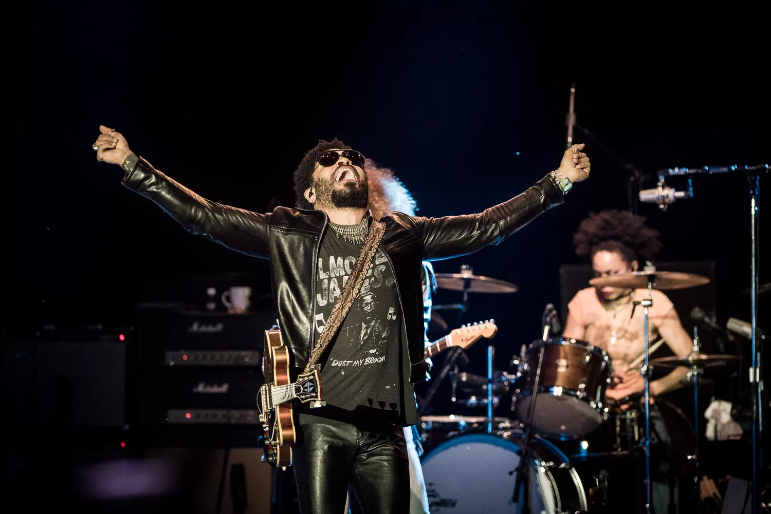 Hyller Johnny Cash med sang: — Han holdt rundt meg da moren min døde