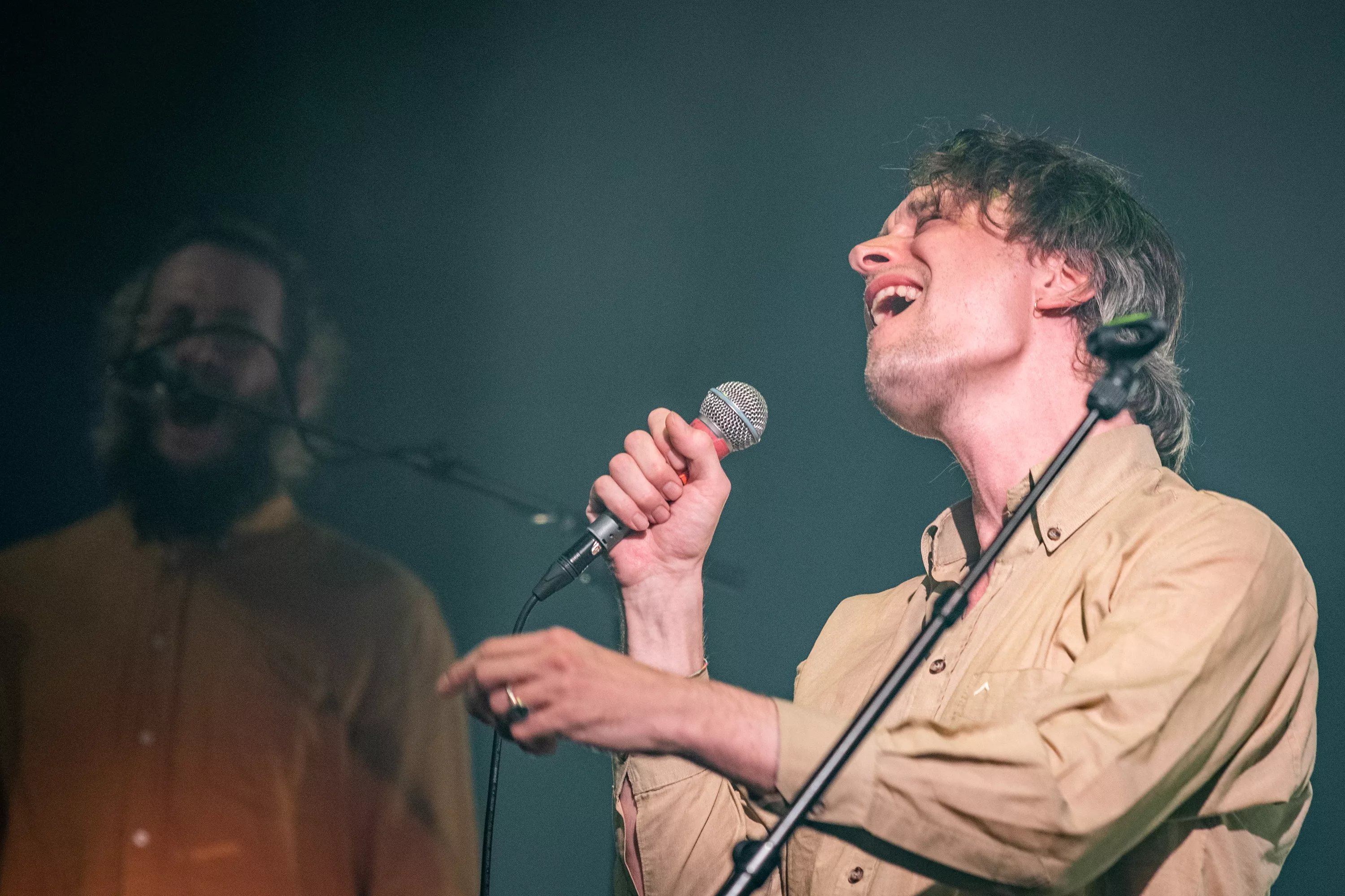 Fra englekor til ravestemning