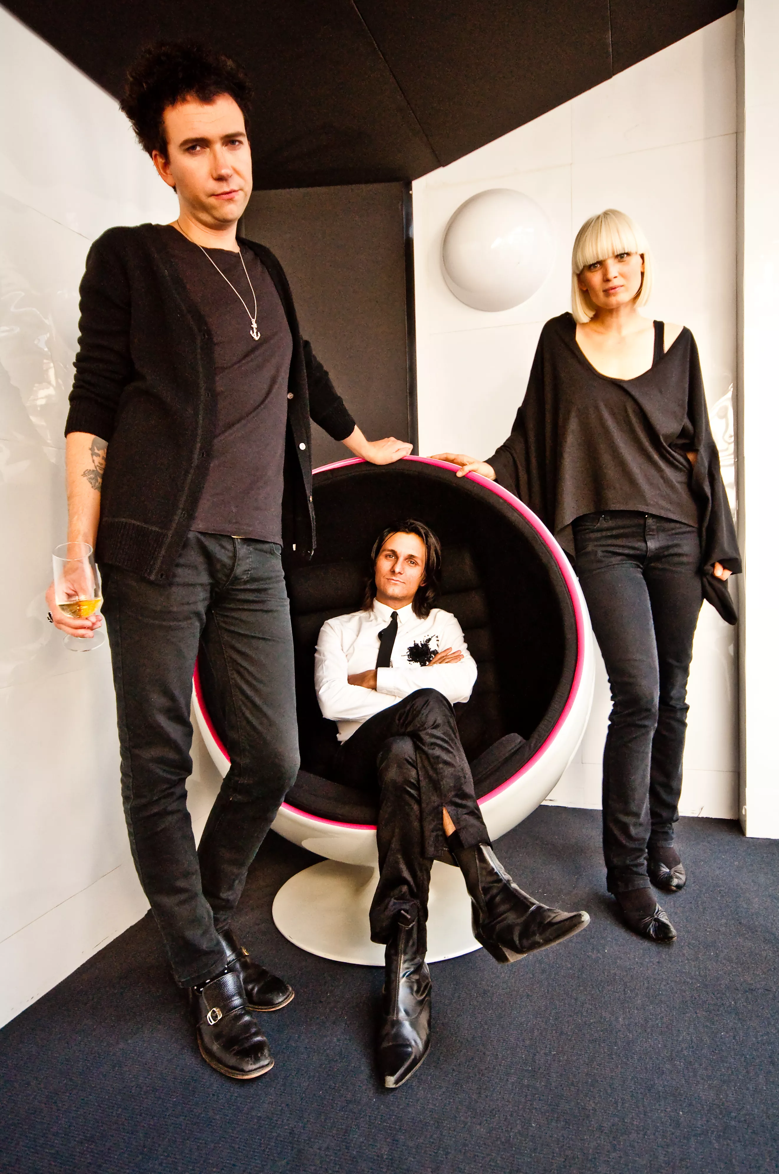 The Raveonettes: In And Out Of Control