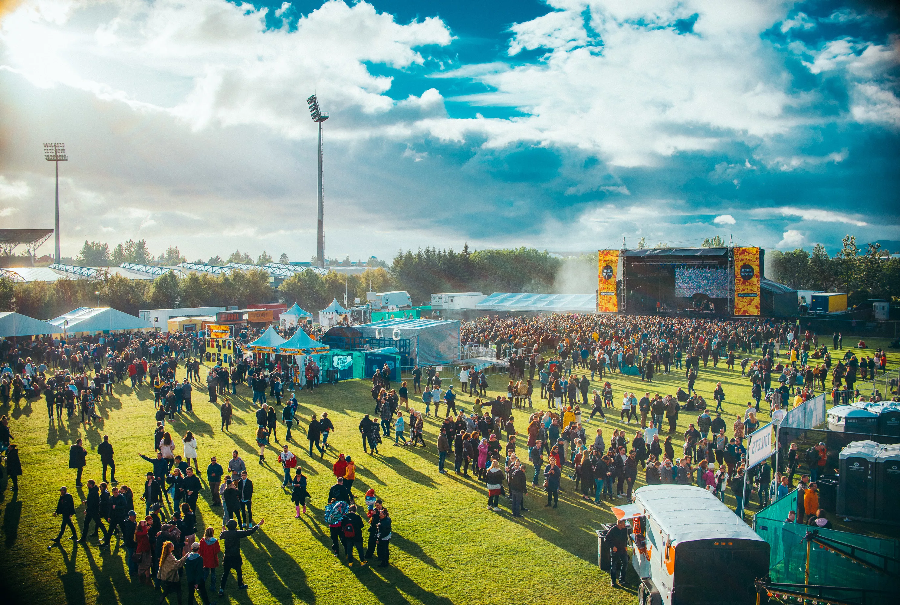Den här festivalbiljetten kostar 8 miljoner kronor