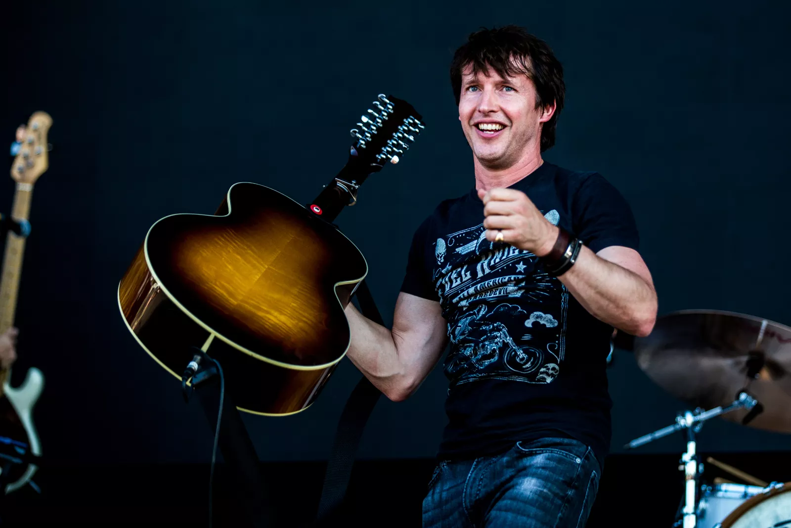James Blunt hotar Spotify: "Ta bort Joe Rogan, annars ger jag ut ny musik"