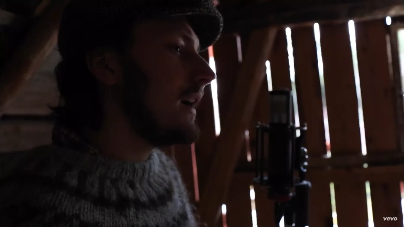 VIDEOPREMIÄR: Jens Hult − Aldrig Mer