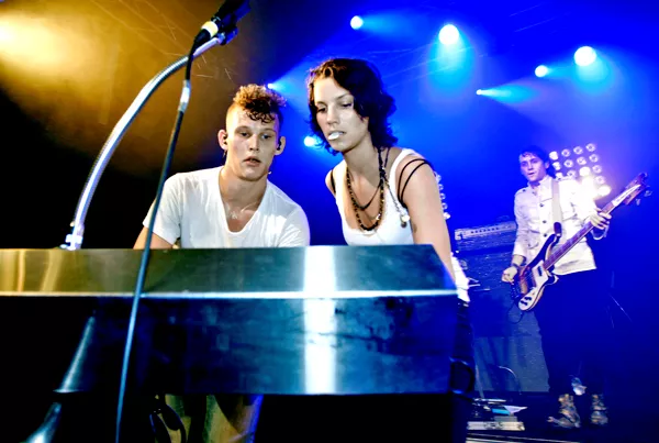 Dúné giver fire koncerter