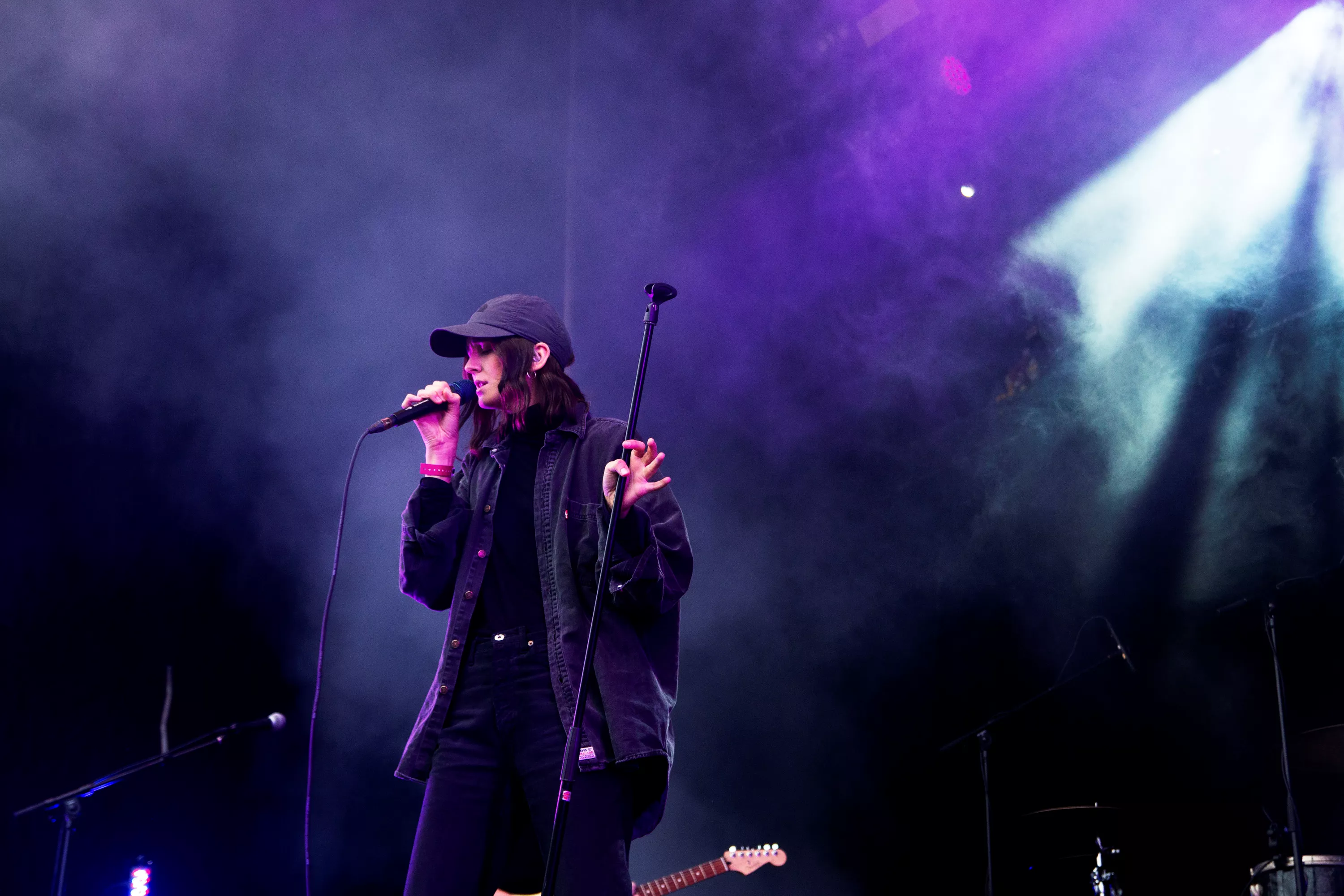 Efter hyllad debut – nu gör hon Sverige