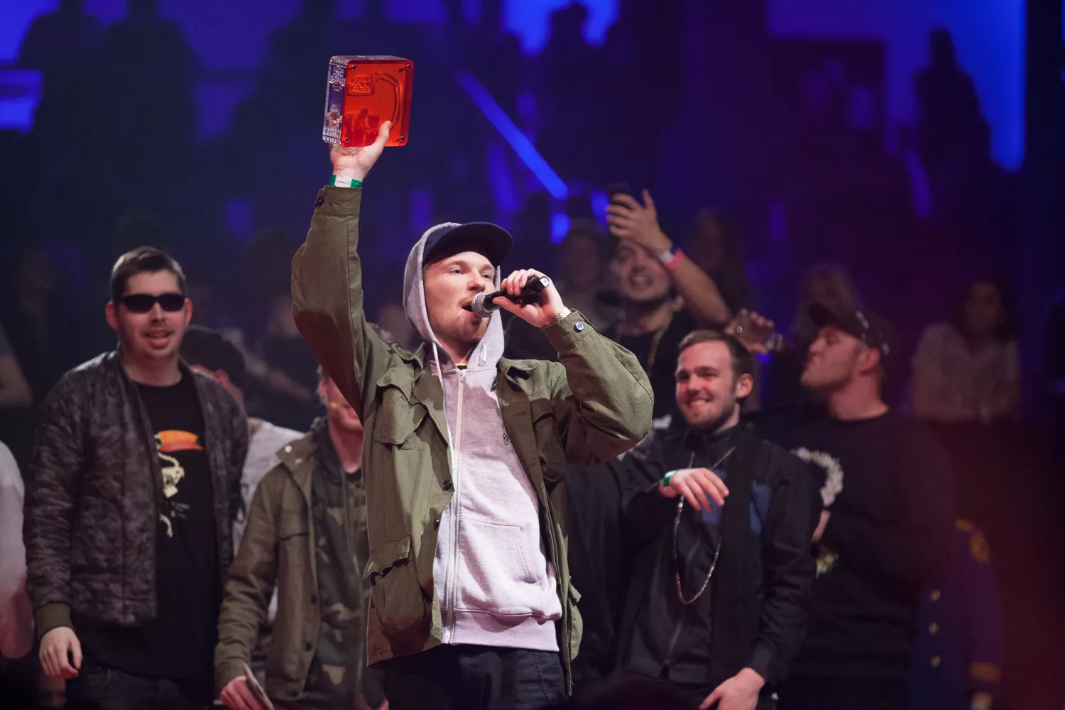 Hør Klumbens nye single