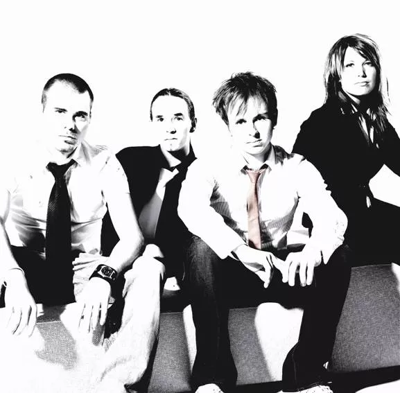 Enola i studiet med amerikansk producer