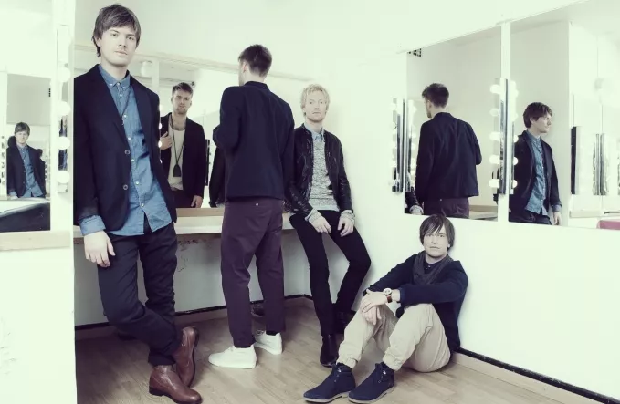 Fersk video fra Lucky Stroke