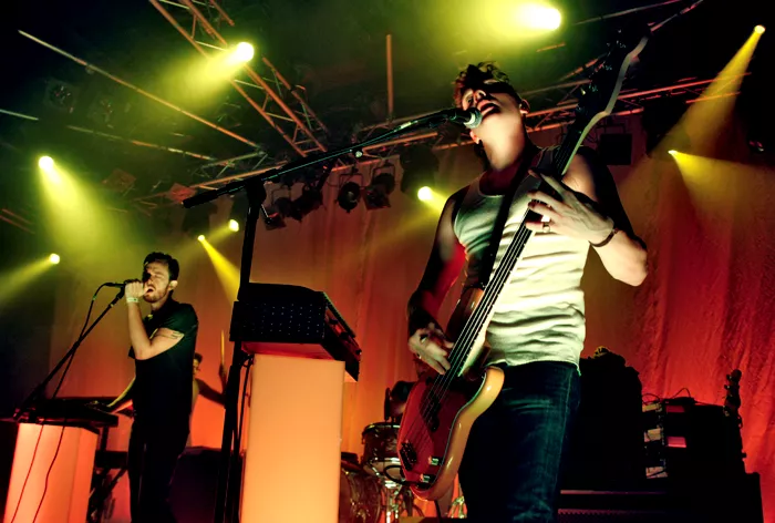 Yeasayer annoncerer ny koncert