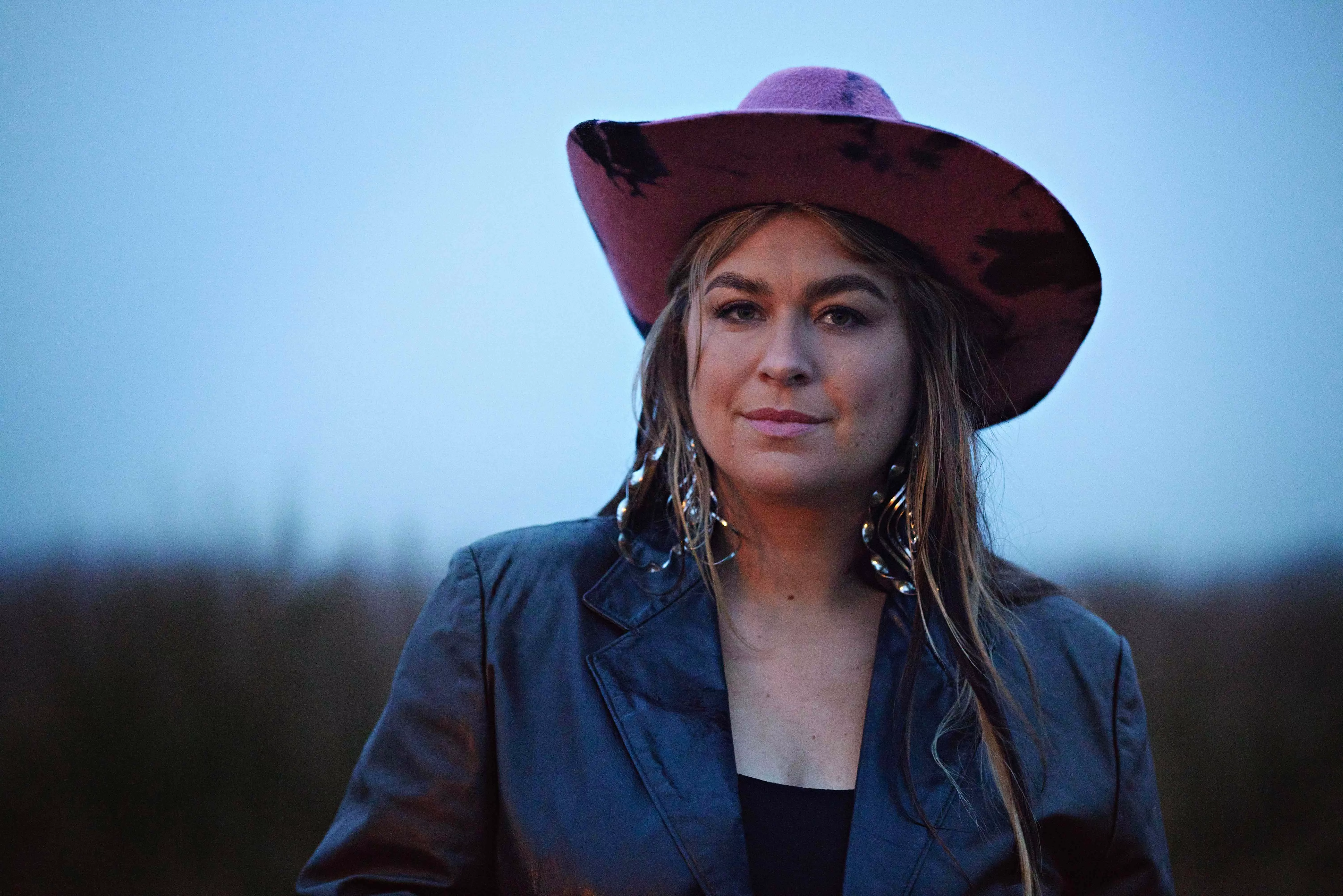 Idag släpper Linnea Henriksson nytt album.