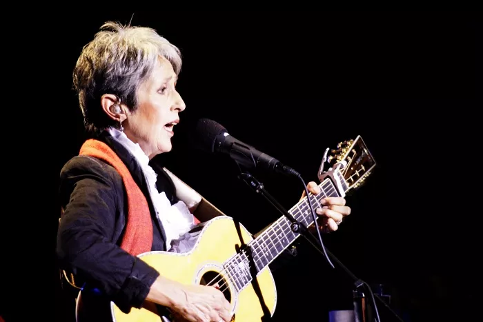 Joan Baez: Falconer Salen, København