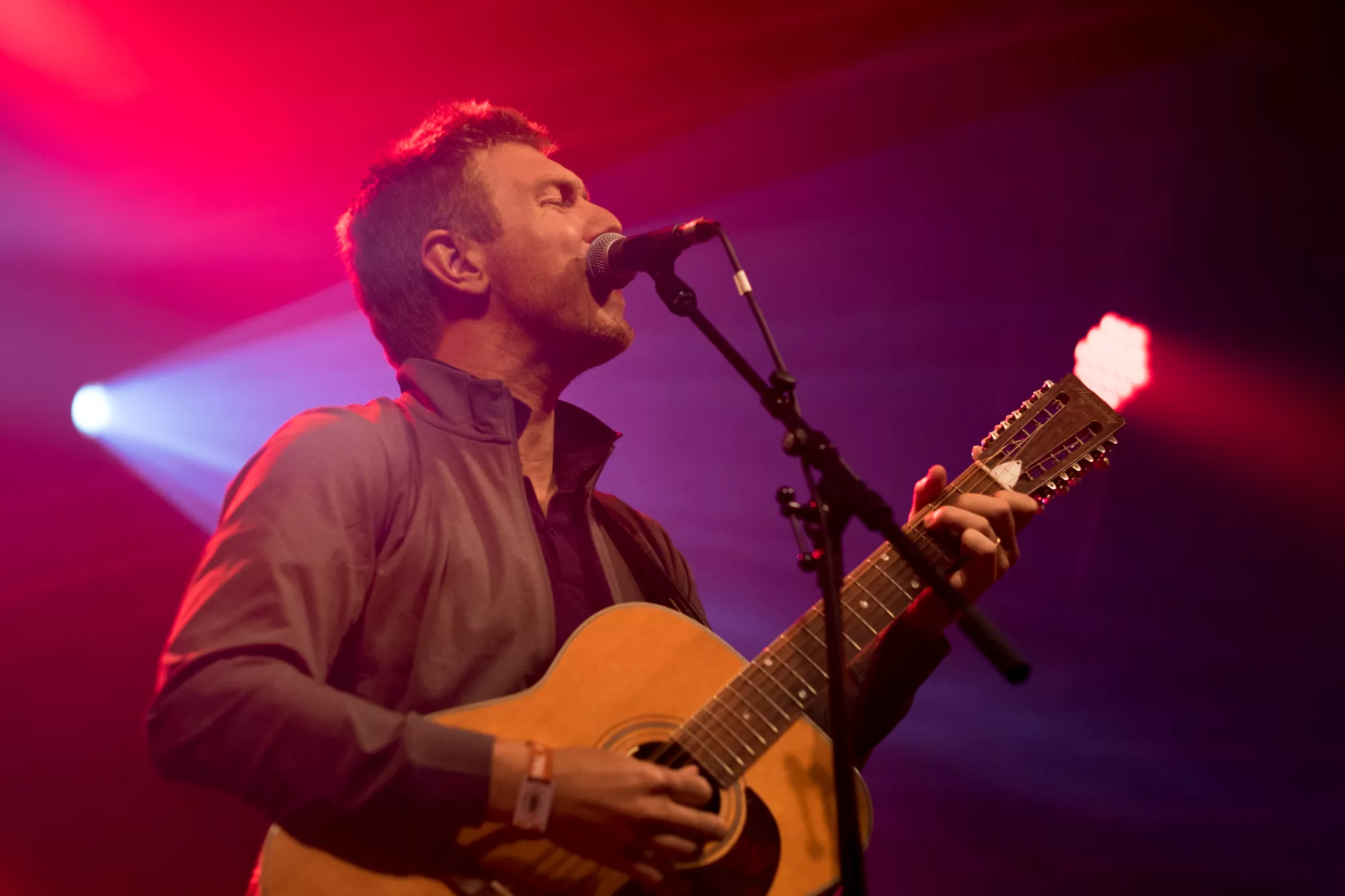 Hamilton Leithauser på Roskilde: – Jeg tror, alle ville gendanne et band for 20 millioner pund