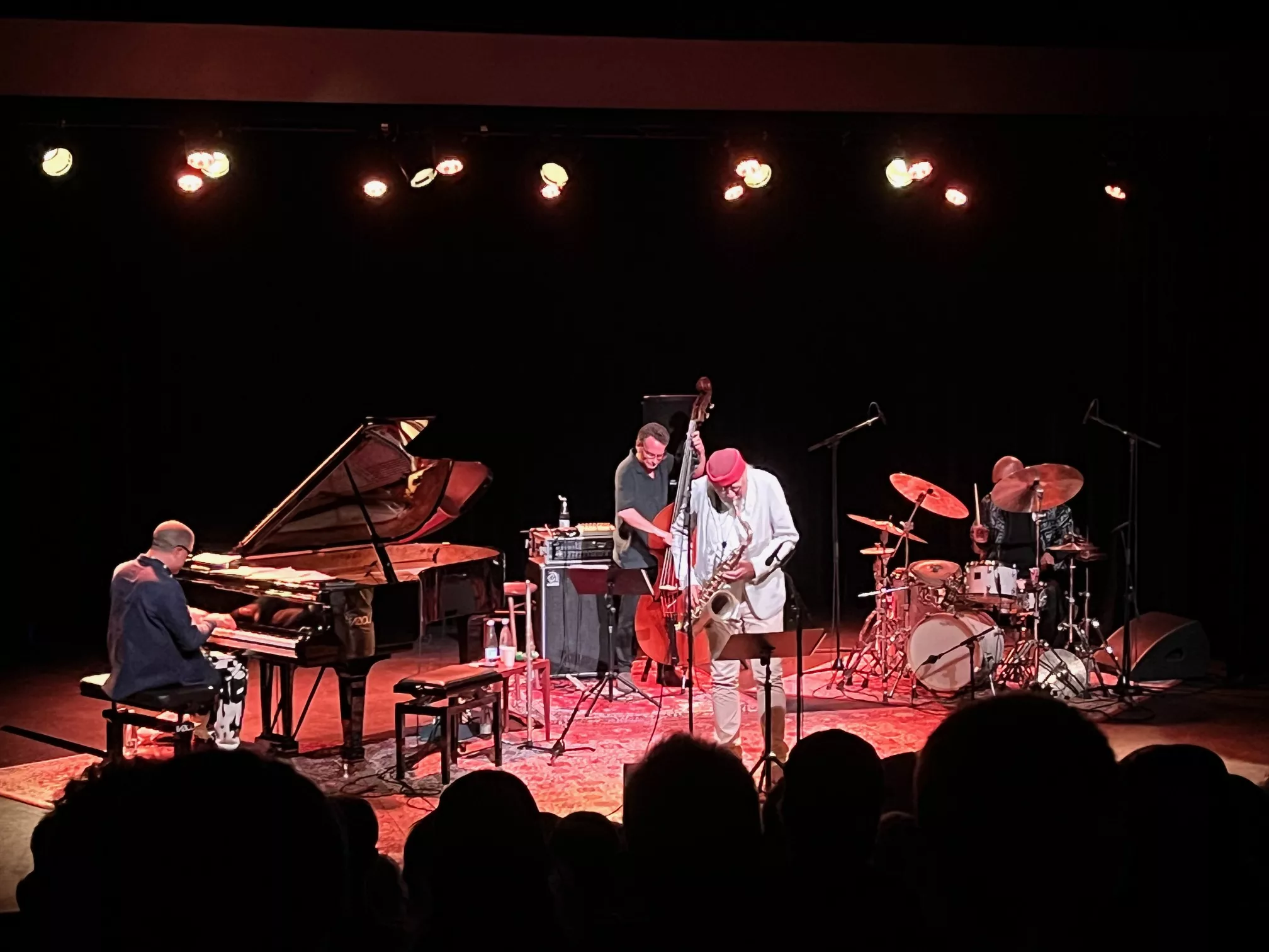 Rutine og tyngde, nærvær og autenticitet