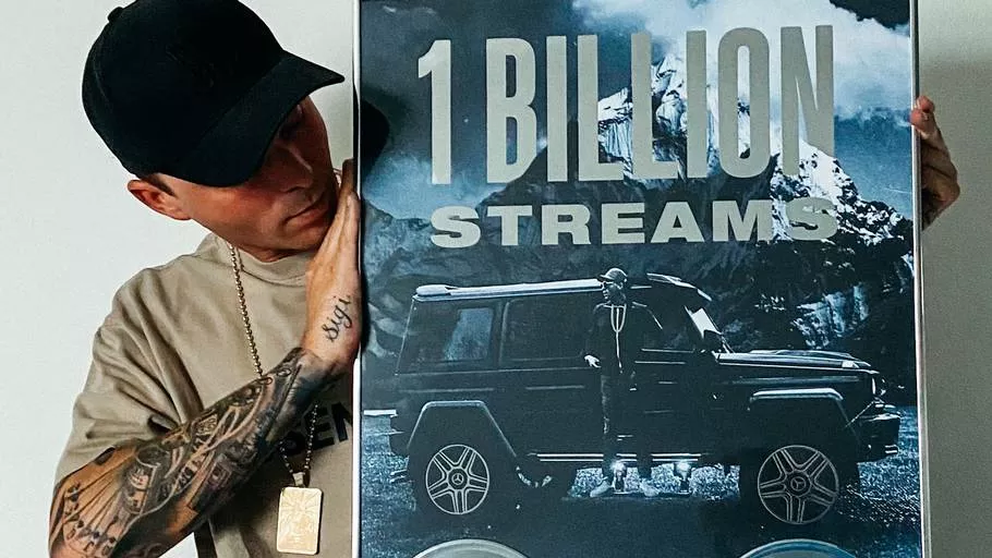 Gilli slår vild rekord