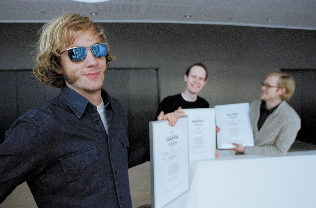 FOR 25 ÅR SIDEN: Da Kashmir løb med seks GAFFA-priser - og indtog forsiden