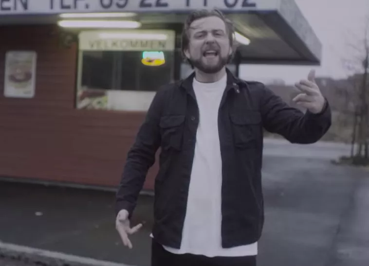 Se norrmän parodiera svenska hiphop-hits