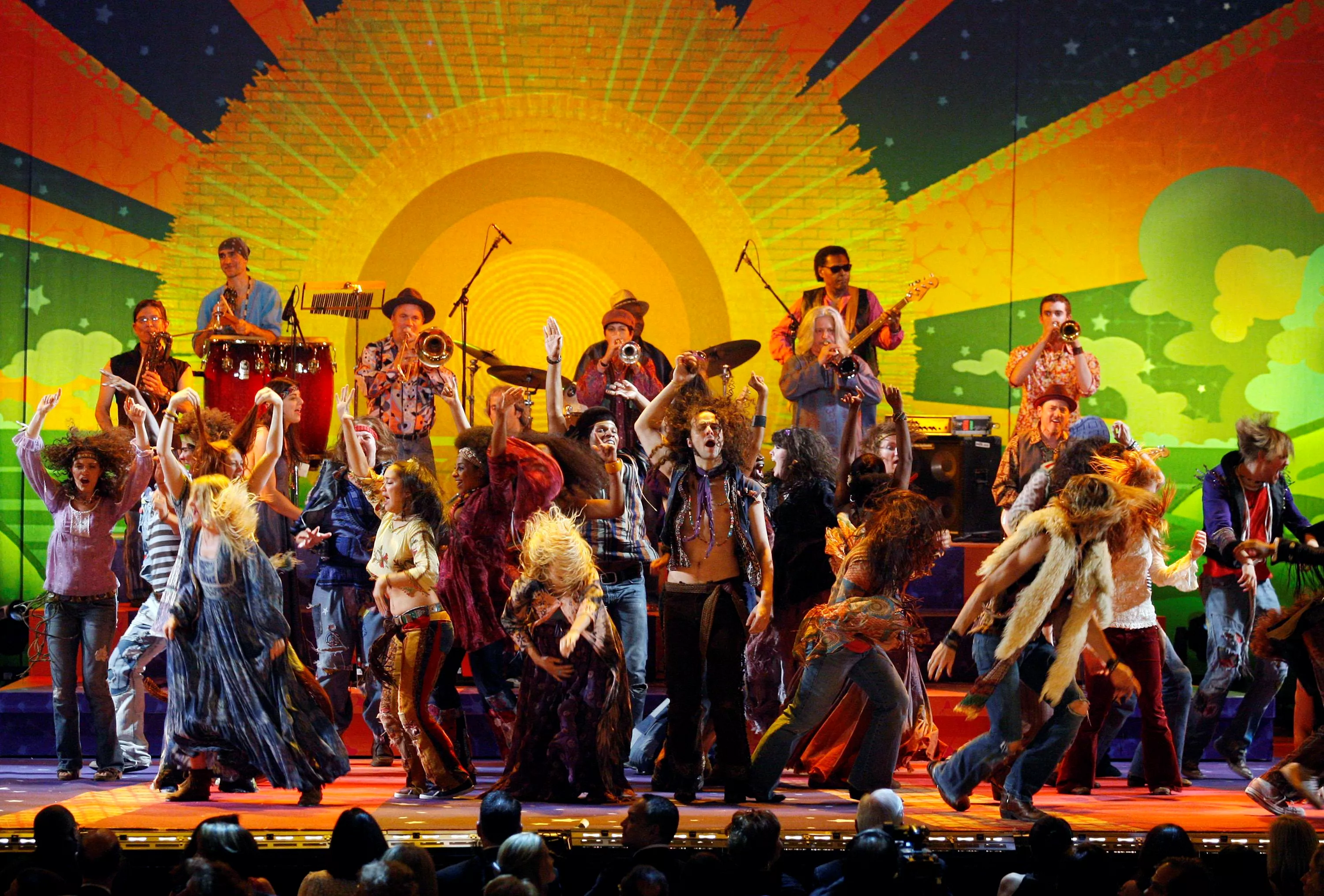 Satser på barn og rockemusikal