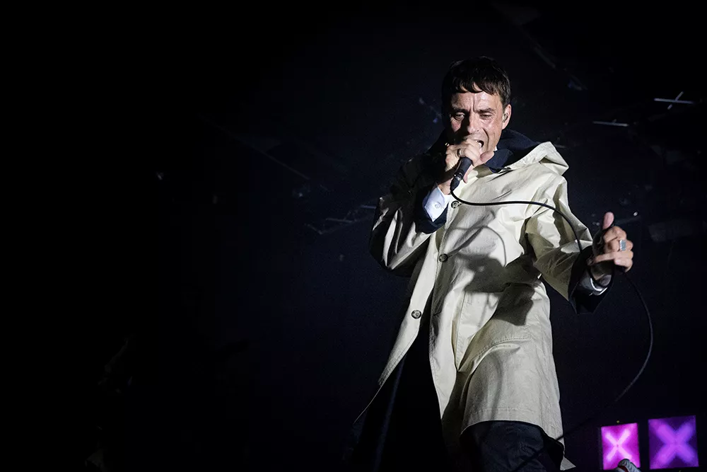 Popkulturel alkymist gør det igen og igen og...