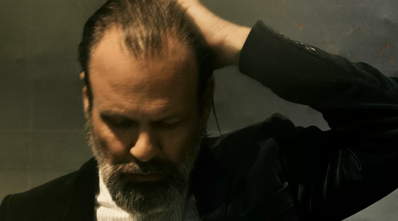 LYT: Kashmirs Henrik Lindstrand udgiver magisk live-session med strygekvartet