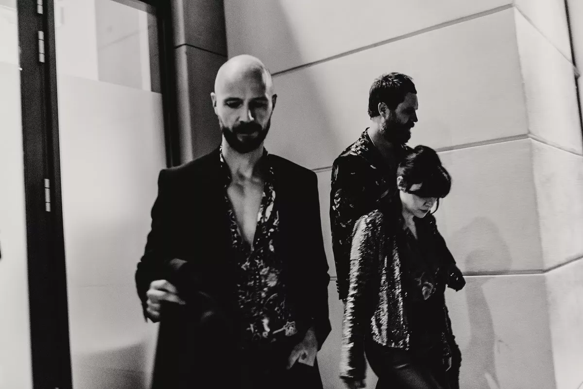 Deilig vorspiel, nå håper vi på en snarlig innbydelse til festen