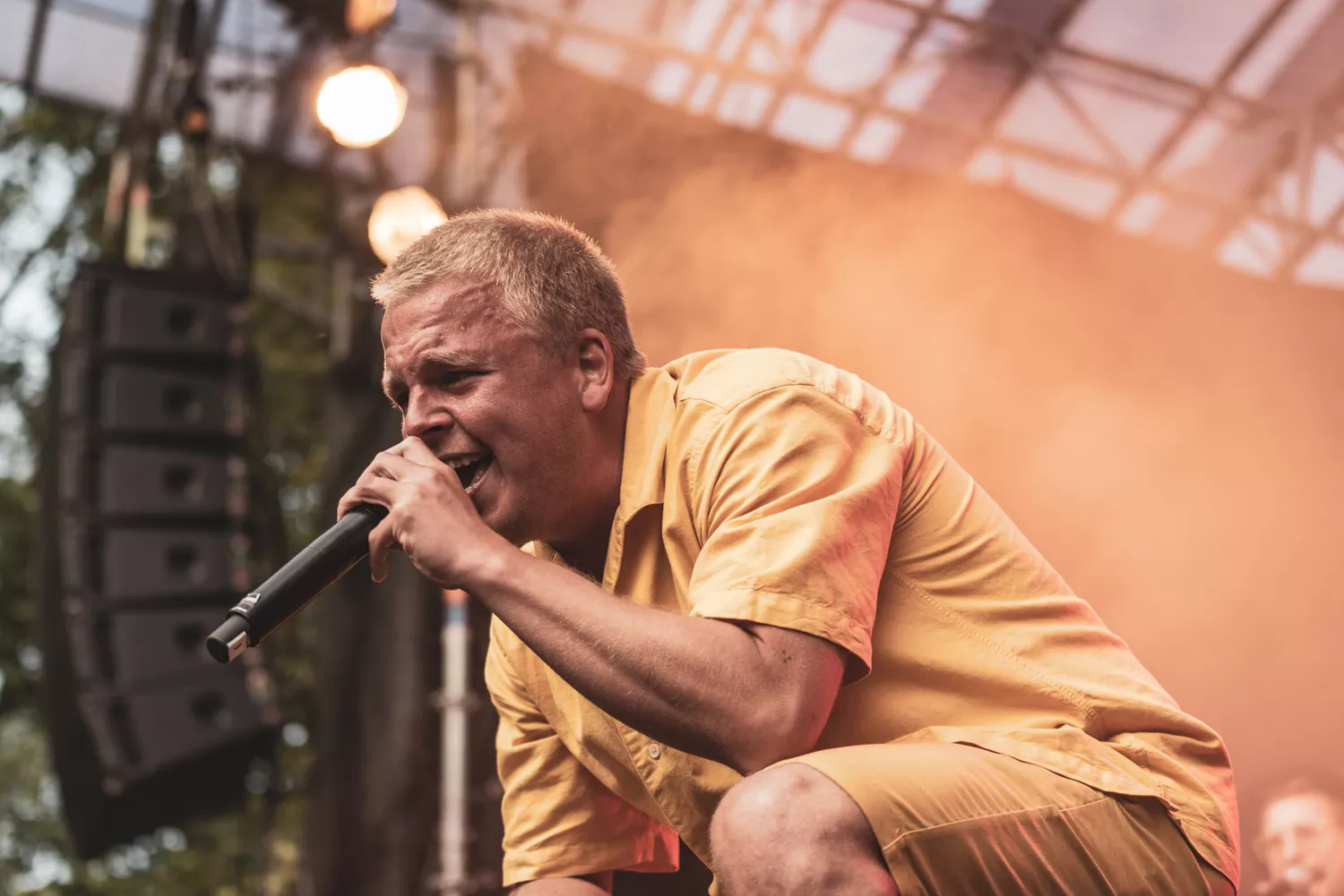 Gul og skinnende som solen