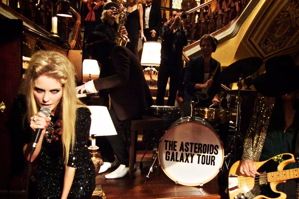 The Asteroids Galaxy Tour medvirker i stor kampagne