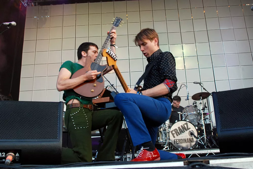 Franz Ferdinand laver single med Marion Cotillard