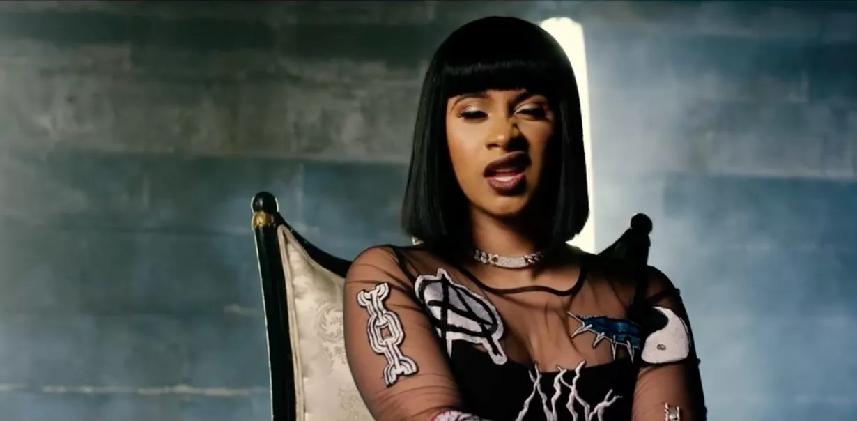 Cardi B samler op på weekendens begivenheder i radio-interview