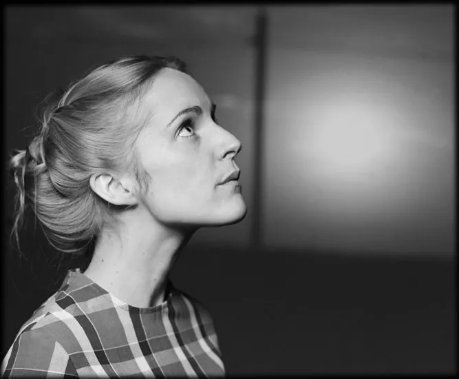 Se Agnes Obel få overrakt europæisk musikpris