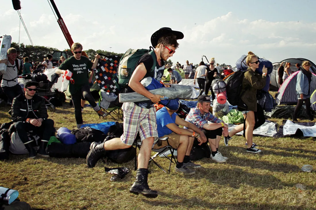 Se Roskilde-portene blive åbnet