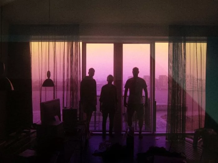 Jatoma giver koncert med Lucky Dragons