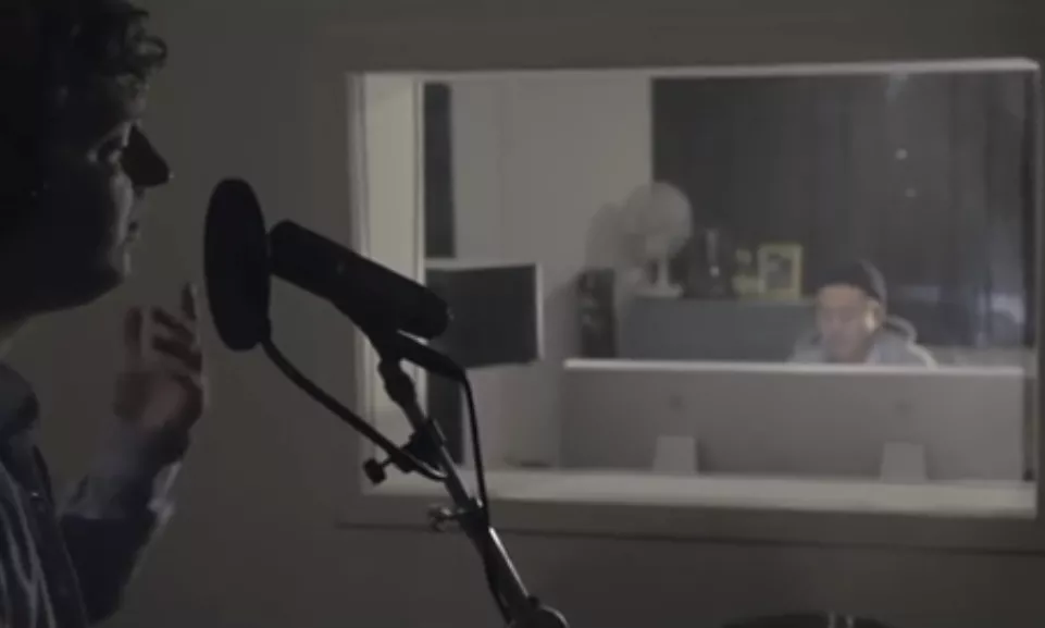 Hør De Dødeliges nye single