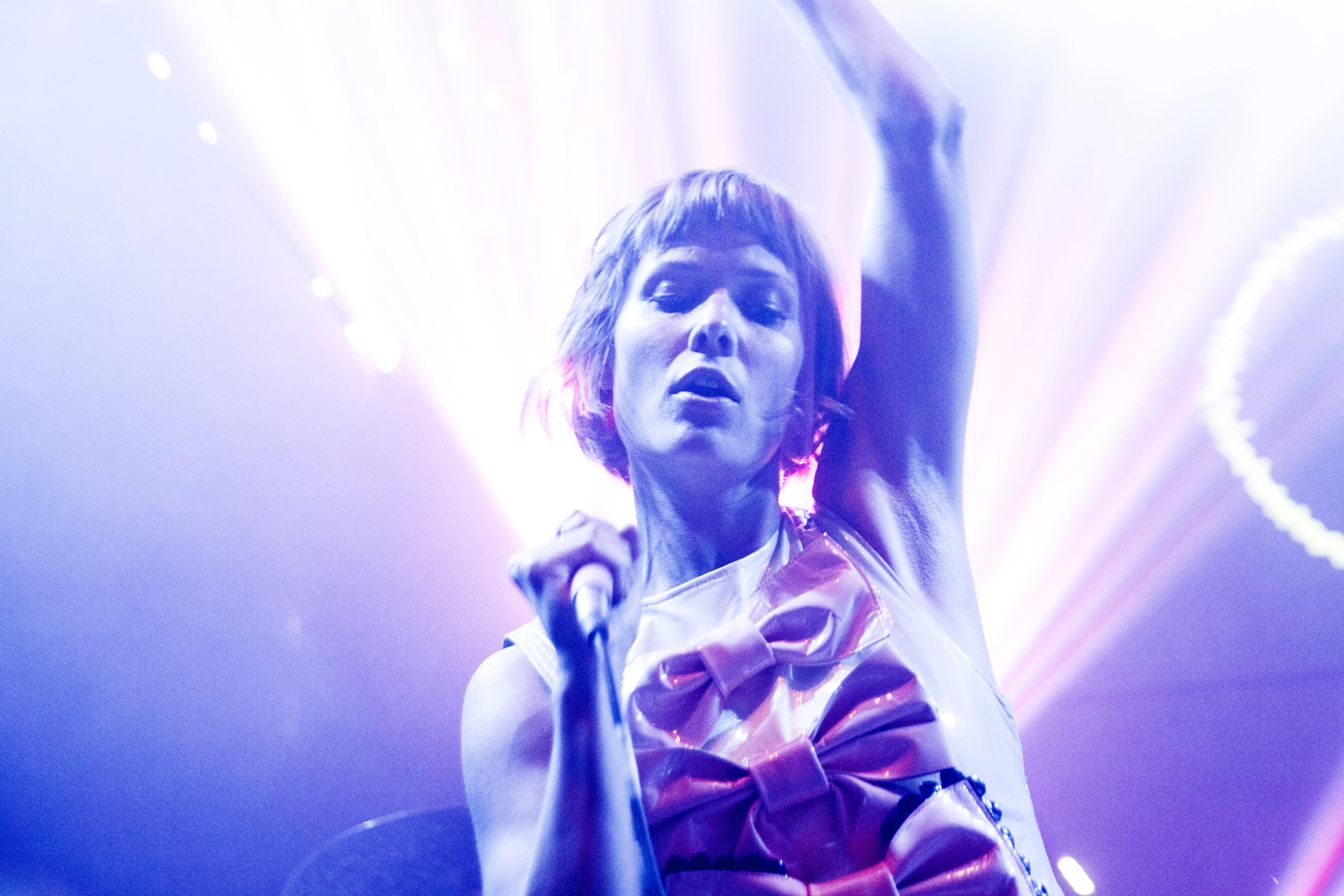 Oh Land indspiller duet med Sebastian