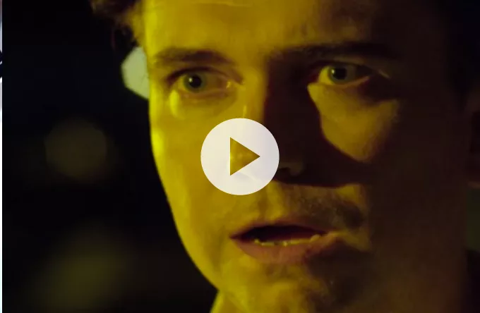 Se Sune Wagner blive skudt i ny Raveonettes-video