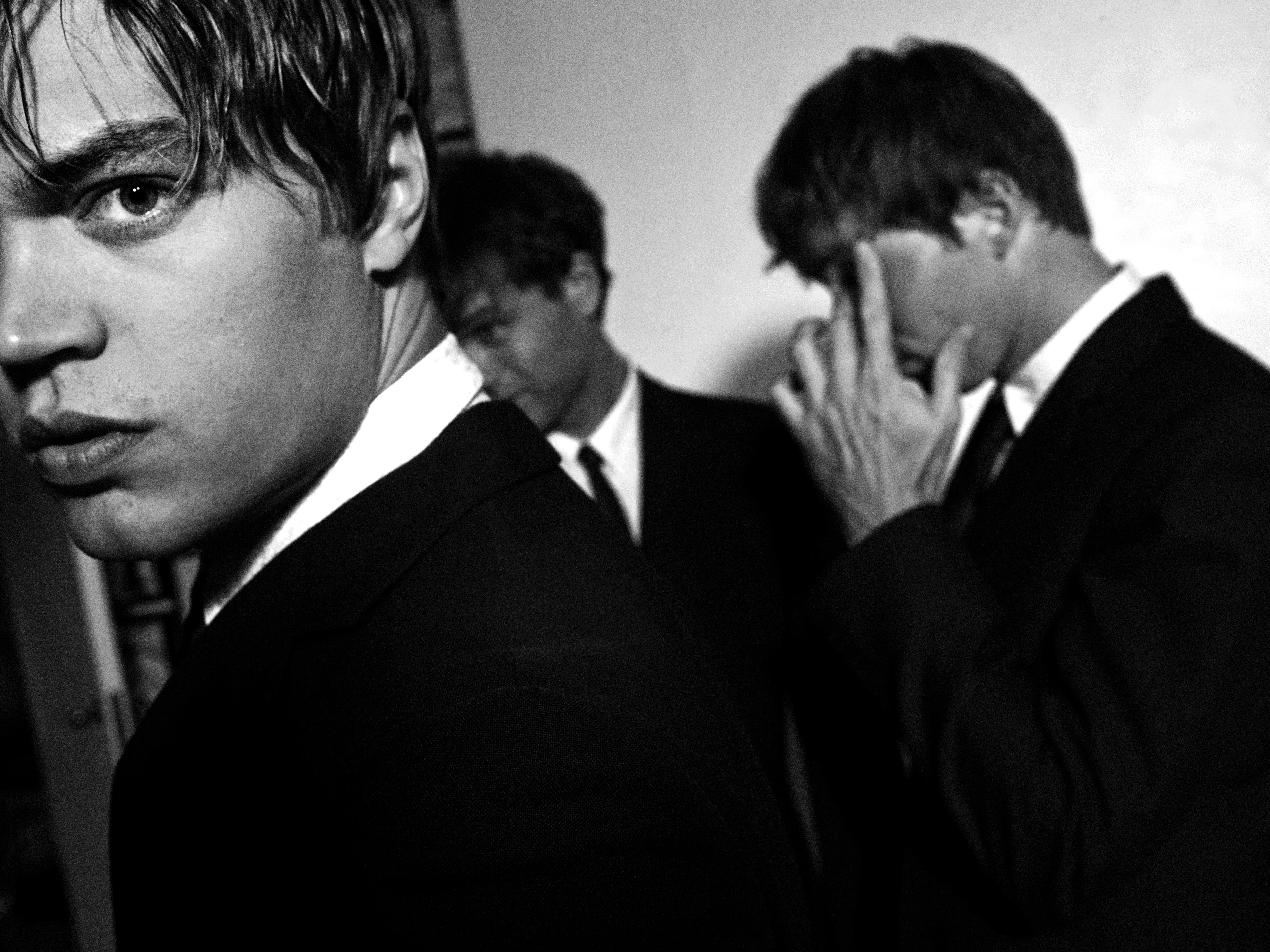 VIDEOPREMIÄR: Viktor & The Blood – Boys Are In The City