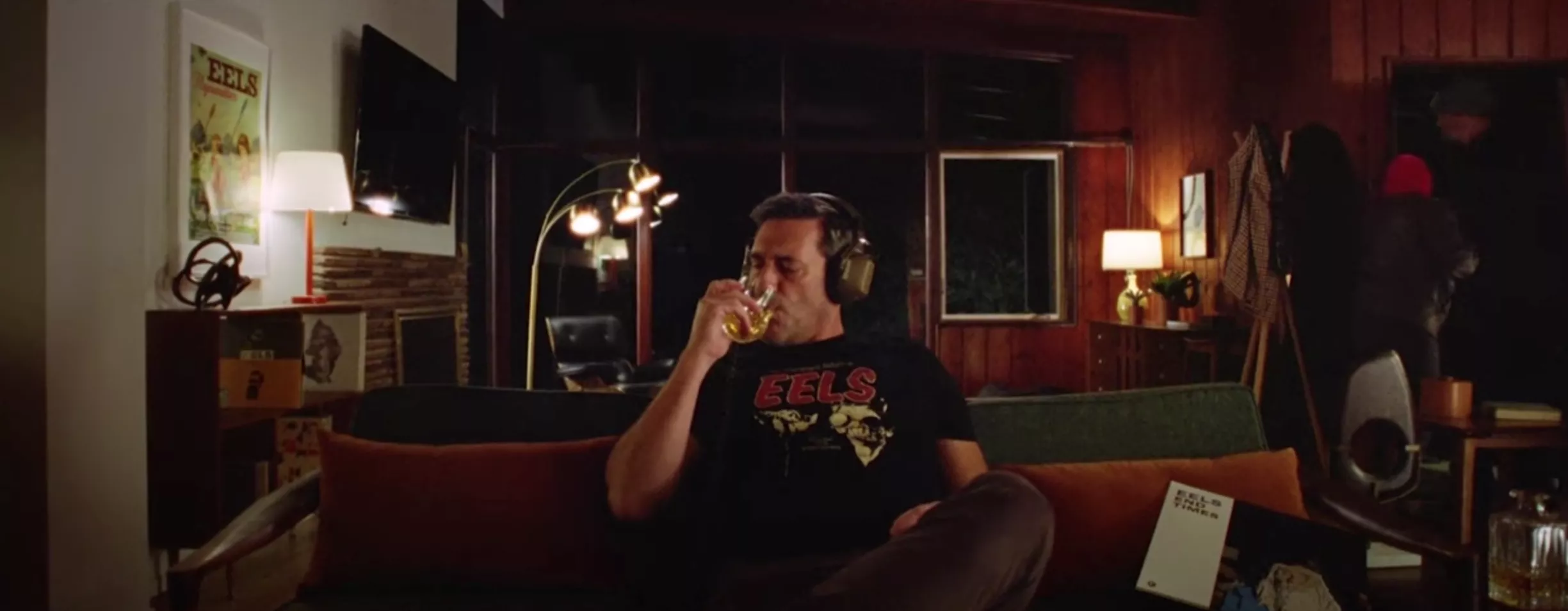 Don Draper udsættes for indbrud i underholdende Eels-video