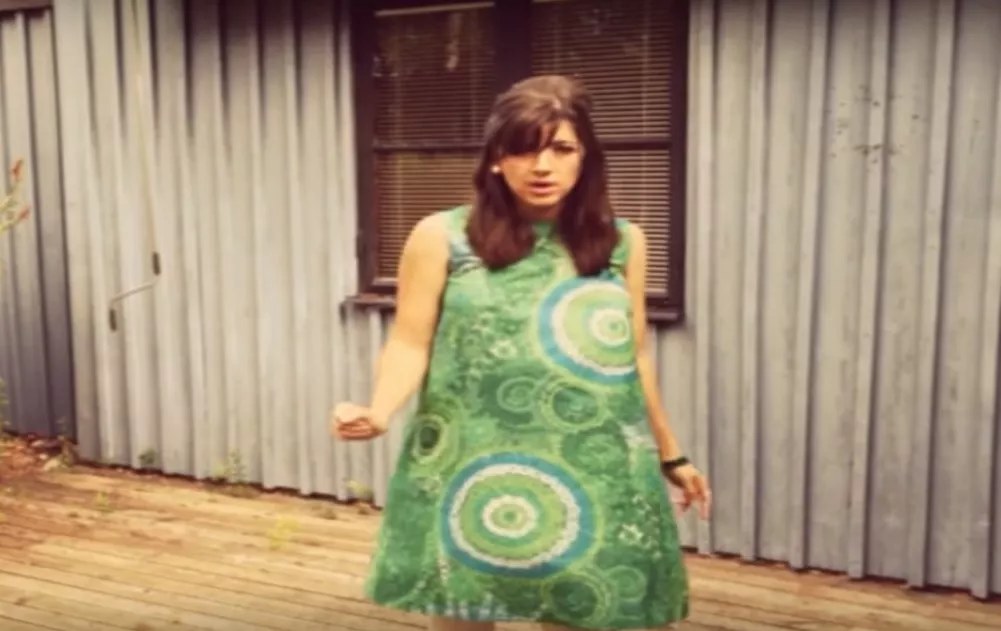 VIDEOPREMIÄR: St Andreas leker med Mandomsprovet