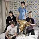 Arctic Monkeys ind som nummer et